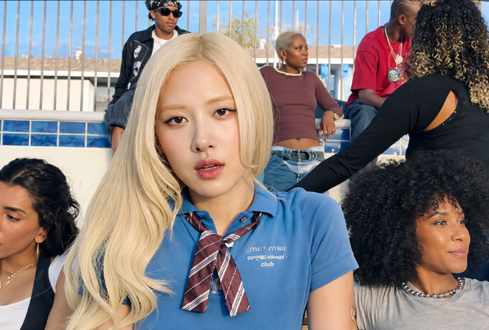 Lirik lagu Rose – New Trick